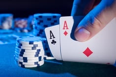 CoinCraze casino presented on mobile device in Pakistan with slots and live games